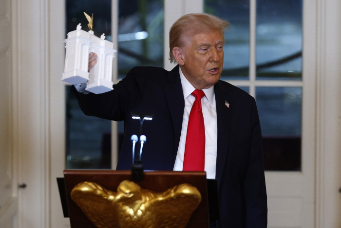 Трамп построит триумфальную арку в Вашингтоне