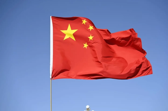 China construiește instalații nucleare în munți