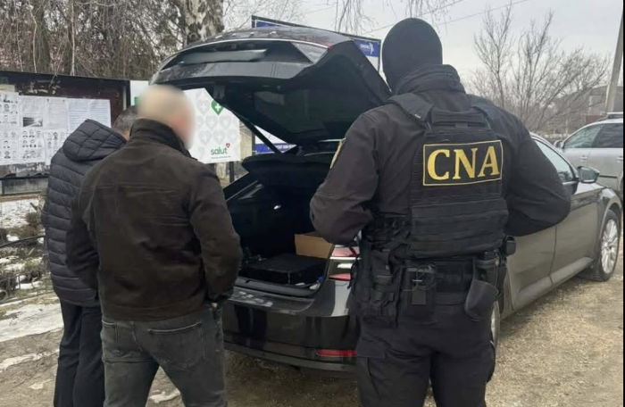 Percheziții la mai multe primării din țară