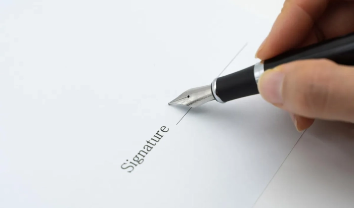 Semnătura de pe factura fiscală va fi parțial anulată