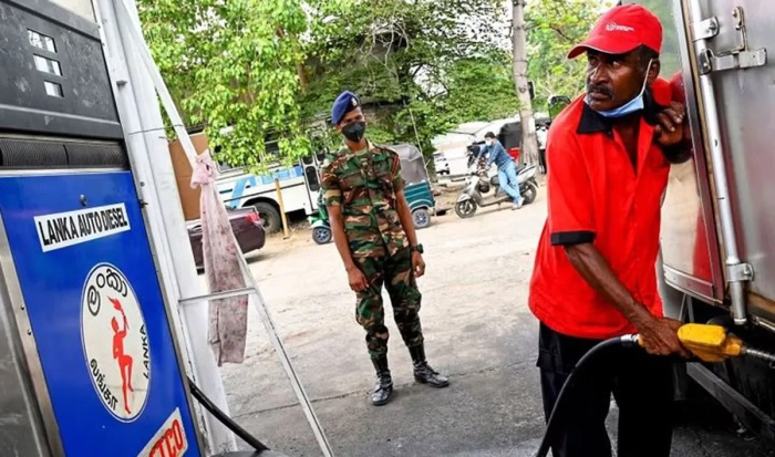 Sri Lanka a introdus o regulă neobișnuită pentru combustibil