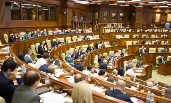 Moldova va adopta un nou Cod al Parlamentului
