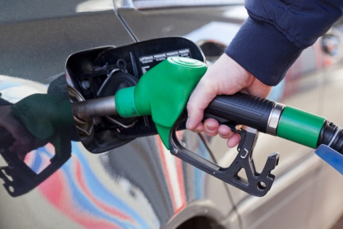Benzina și motorina se scumpesc semnificativ