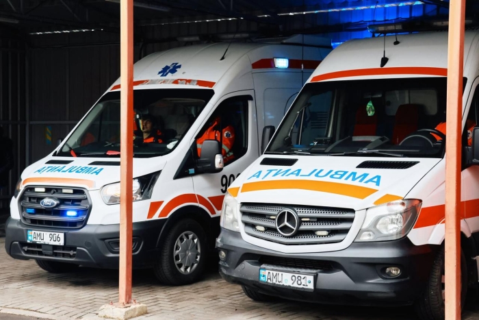 Peste 16 mii de solicitări deservite de echipele de asistență medicală