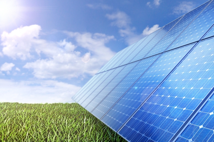 Capacitatea totală de producere a energiei regenerabile crește