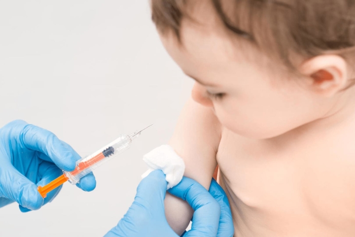 Primele doze de vaccin împotriva meningococului B, administrate
