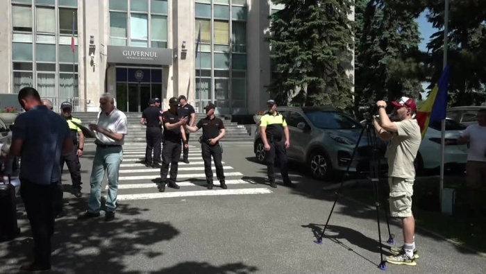 Fermierii, în protest de avertizare