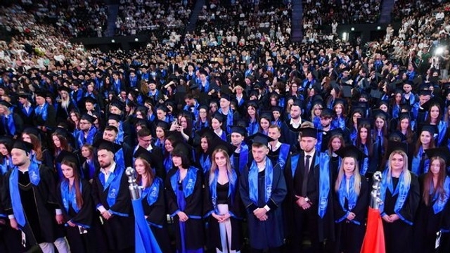 Absolvenți de la medicină au depus jurământul lui Hipocrate