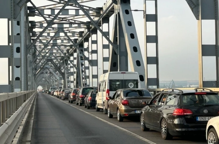 Avertizări de călătorie: autoritățile bulgare vor închide circulația pe Podul Prieteniei