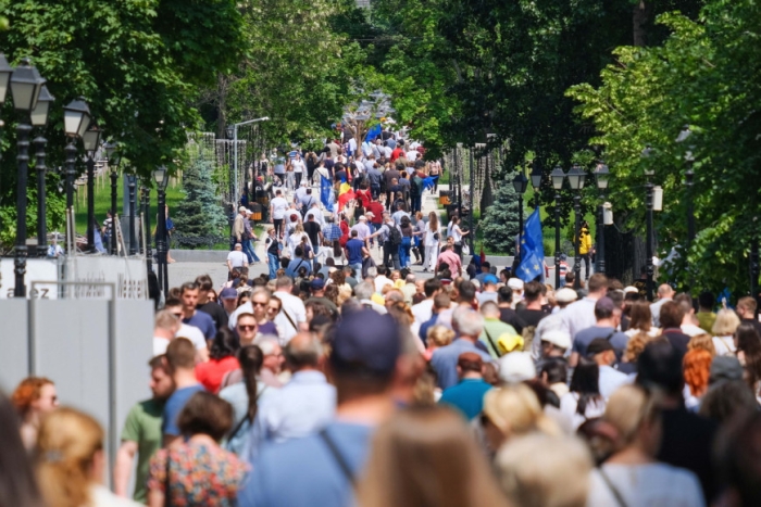 Moldova continuă să piardă populație