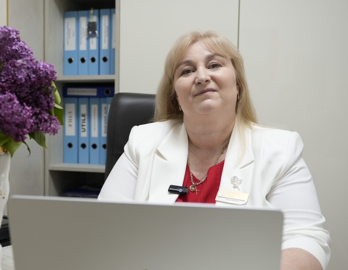 Cum creștem o generație de copii fără frica de stomatolog? Ghidul unei mame manager pentru vizite cu zâmbetul pe buze