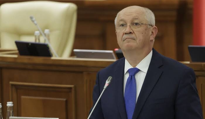 Munteanu a renunțat la interimat