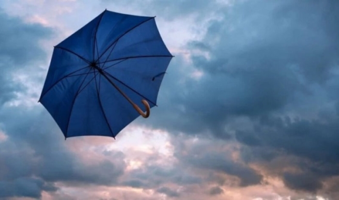 Meteorologii anunță vânt puternic