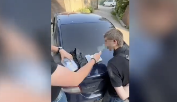 Minorii, implicați în escrocherii