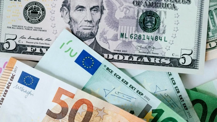 Cursul valutar pentru ziua de joi