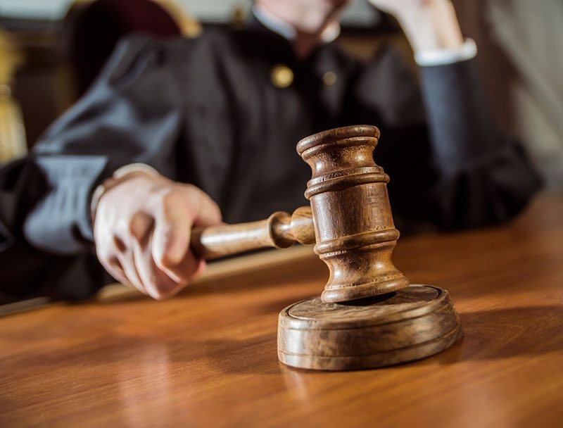 O copilă de 9 ani, abuzată de propriul unchi